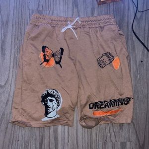 Butterfly shorts😍